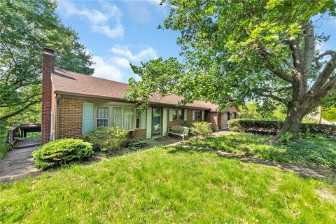 164 Bunker Hill Rd, Aliquippa, PA 15001