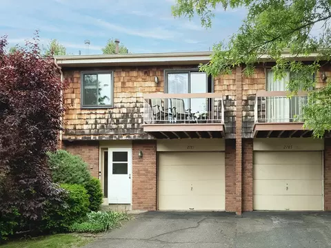 2781 Bingham Dr, Pittsburgh, PA 15241
