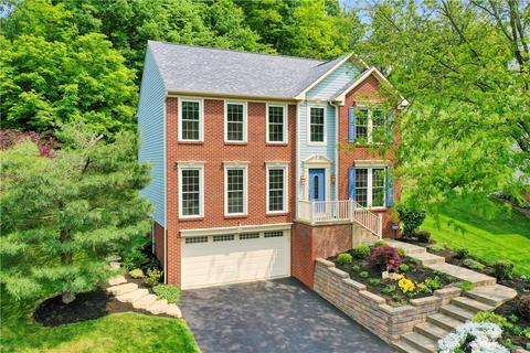 409 Pin Oak Ct, Coraopolis, PA 15108