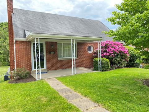 334 Tall Tree Dr, Penn Hills, PA 15235