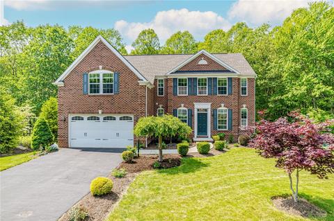 2311 Broomsage Ct, Export, PA 15632