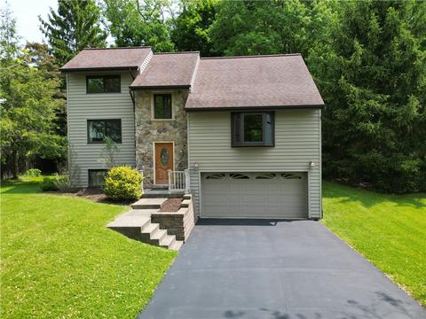 238 Kinvara Dr, Pittsburgh, PA 15237