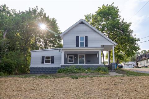 401 12 S 5th St, Youngwood, PA 15697
