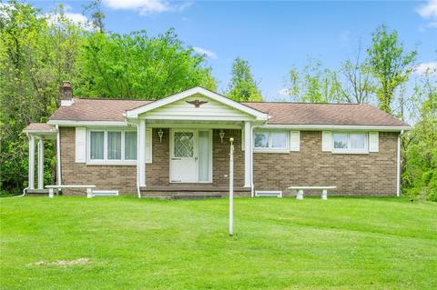 1046 Sun Valley Rd, Irwin, PA 15642