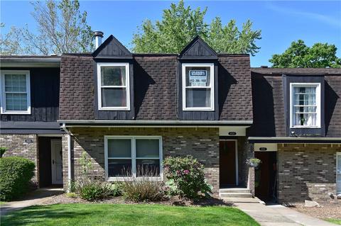 4520 Bucktail Dr, Hampton, PA 15101