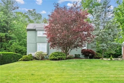 471 Manordale Rd, Pittsburgh, PA 15241