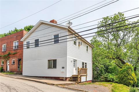 1002 East St, Tarentum, PA 15084
