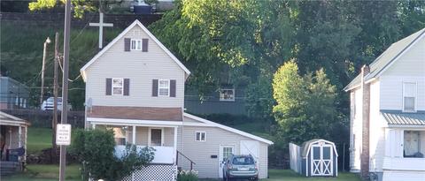 106 Clark St, Punxsutawney, PA 15767