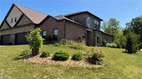 3051 Derby Ct, North Huntingdon, PA 15642