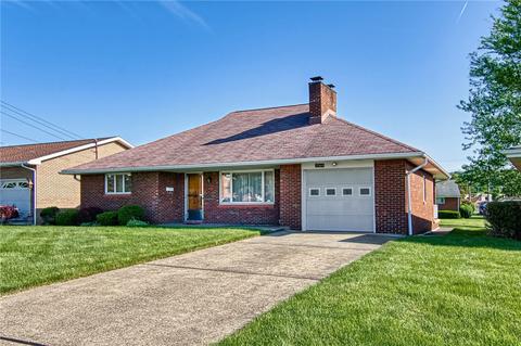 2368 Calvert St, Aliquippa, PA 15001