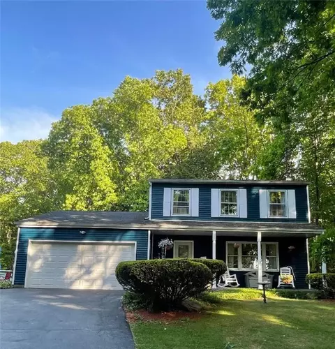 2348 Valley View Rd, Hermitage, PA 16148