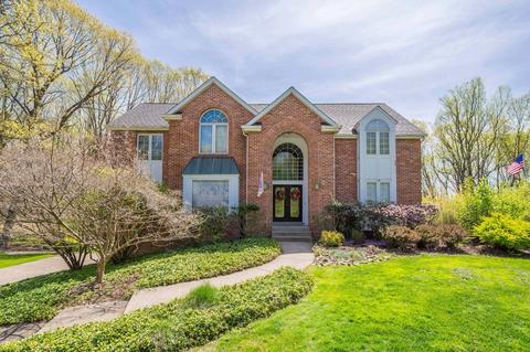 308 Chaucer Ct, Sewickley, PA 15143