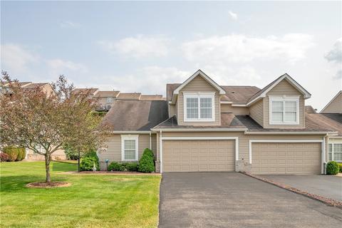 3047 Ironwood Cir, Jeannette, PA 15644