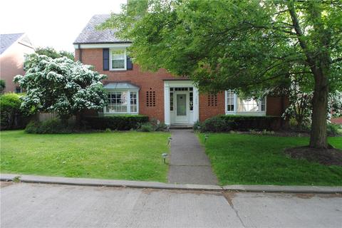 840 Canterbury Ln, Pittsburgh, PA 15232