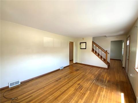 481 Oregon Ave, Rochester, PA 15074 photo 10