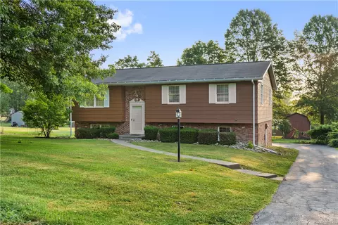 448 Matty Dr, Belle Vernon, PA 15012