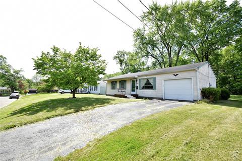 1530 Cranbrook Dr, Hermitage, PA 16148