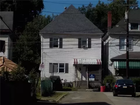 475 Freeport St, New Kensington, PA 15068