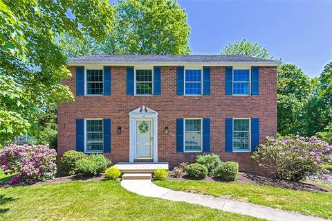 34 Brattleboro Dr, Greensburg, PA 15601