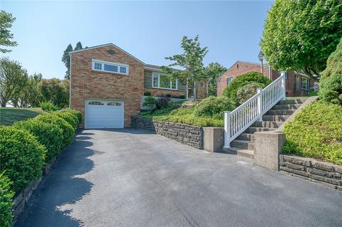4297 Reece Dr, Pittsburgh, PA 15227