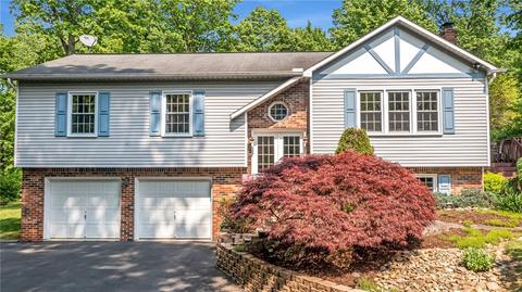142 Waltz Mill Rd, Ruffs Dale, PA 15679