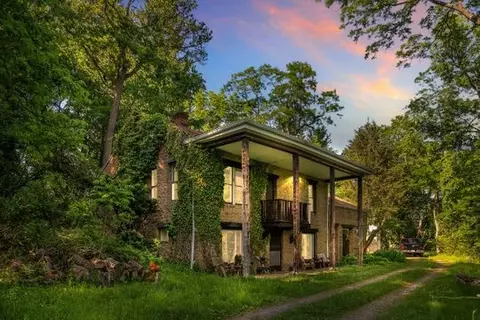 414 Church Ln, Allison Park, PA 15101