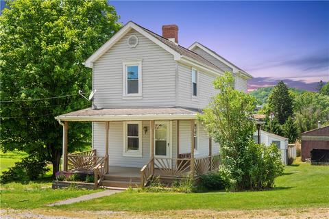 27 Gaye St, Beallsville, PA 15313