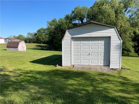 317 Saltwork St, Elderton, PA 15736 photo 6