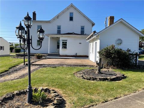 317 Saltwork St, Elderton, PA 15736 photo 2