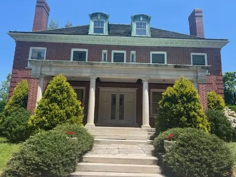323 N Maple Ave, Greensburg, PA 15601