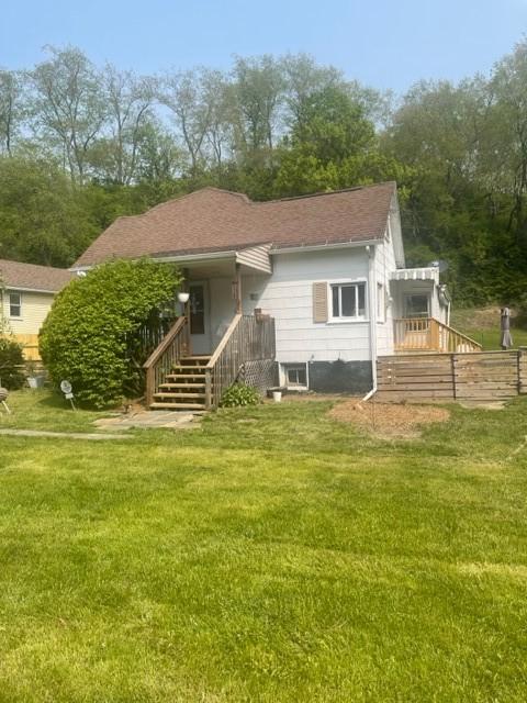 1927 Millerstown Rd, Tarentum, PA 15084