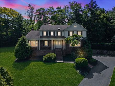 1308 Woodlawn Ct, Pittsburgh, PA 15241