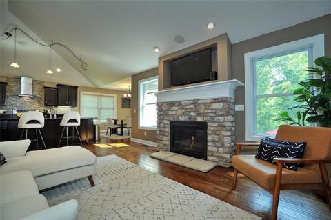 120 Chambers Dr, Monaca, PA 15061 photo 4