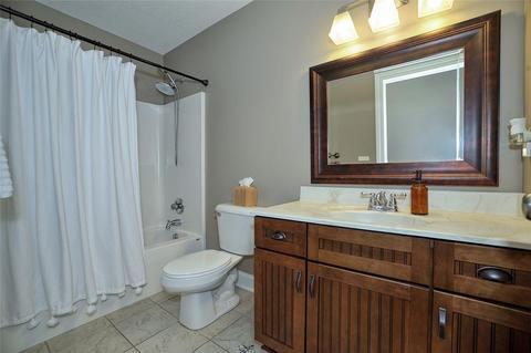 120 Chambers Dr, Monaca, PA 15061 photo 19
