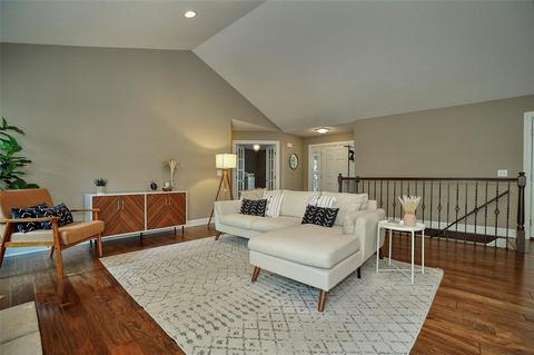 120 Chambers Dr, Monaca, PA 15061 photo 5