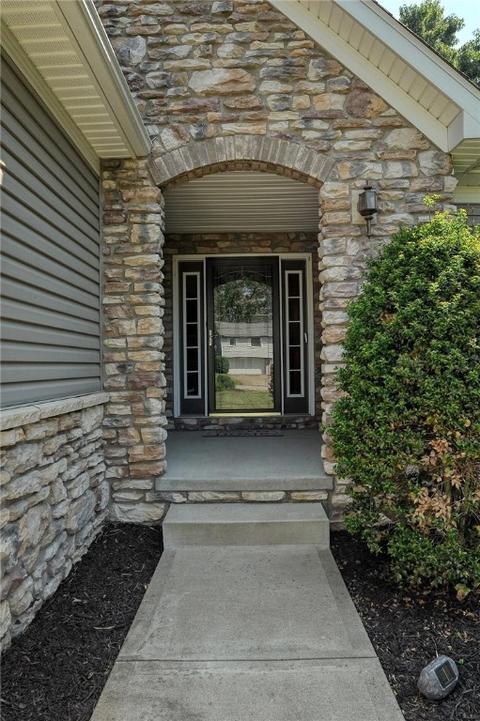 120 Chambers Dr, Monaca, PA 15061 photo 2
