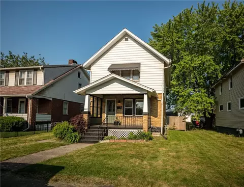 662 Stambaugh Ave, Sharon, PA 16146