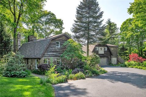 409 Evergreen Ln, Acme, PA 15610
