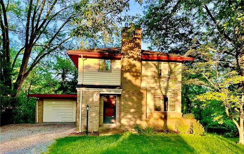 127 W Marshall, Pittsburgh, PA 15215