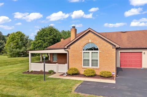 63 Ashford Dr, Cranberry Township, PA 16066