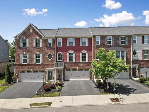 119 Mews Ln, Cranberry Township, PA 16066