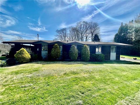 706 E Hazelcroft Ave, New Castle, PA 16105