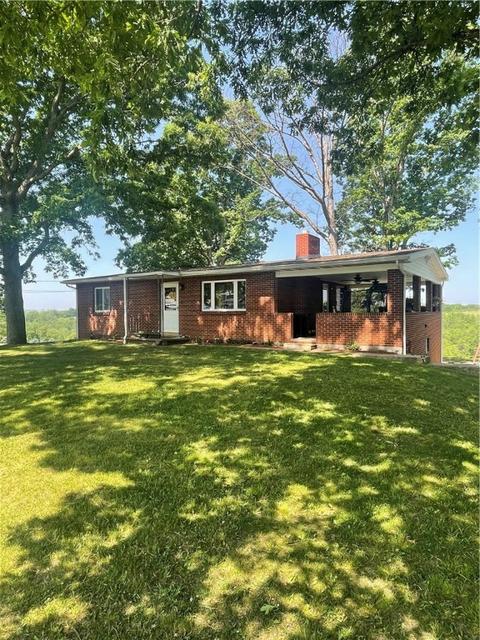 275 Bell View Rd, Connellsville, PA 15425