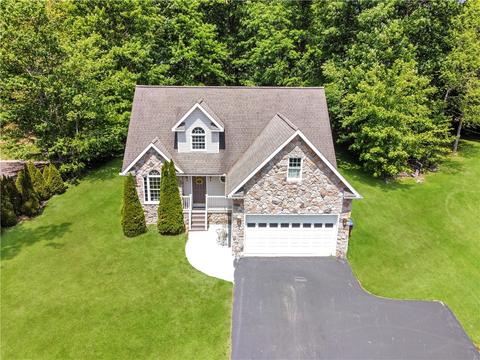 117 Aspen Dr, Franklin, PA 16323