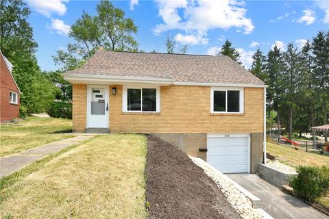 306 Greenway Dr, Pittsburgh, PA 15235