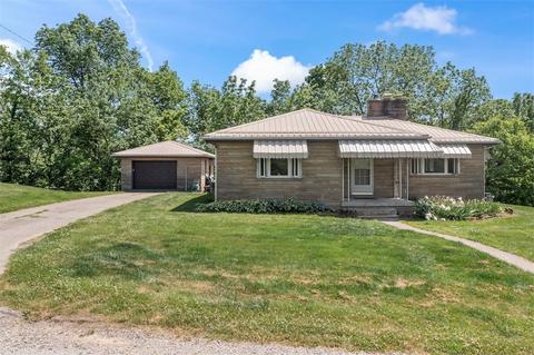 128 Maple Ln, Waynesburg, PA 15370