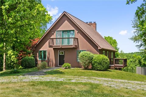 385 Fletcher Rd, Beaver, PA 15009