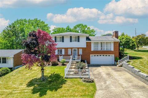 175 Crescent Garden Dr, Penn Hills, PA 15235