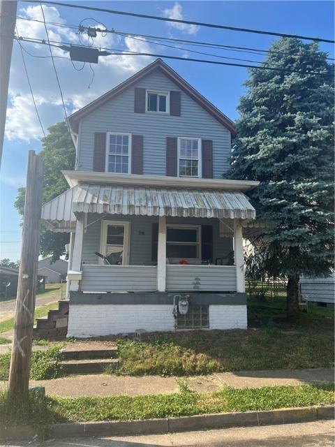 29 W Monroe St, Latrobe, PA 15650