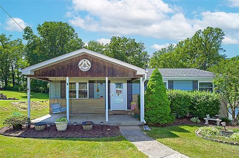 191 Koval Ct, Delmont, PA 15626